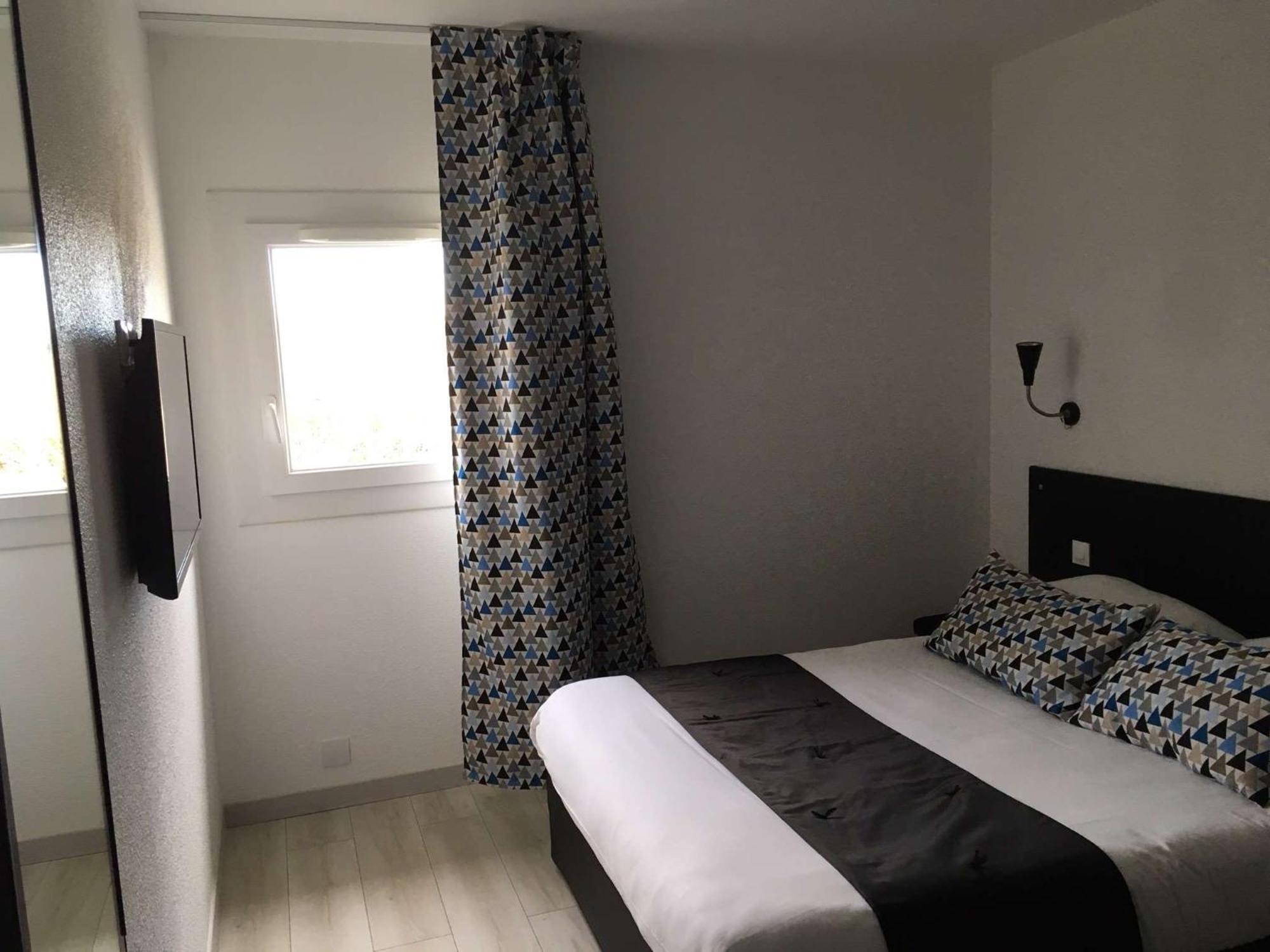 Brit Hotel Salon De Provence エクステリア 写真